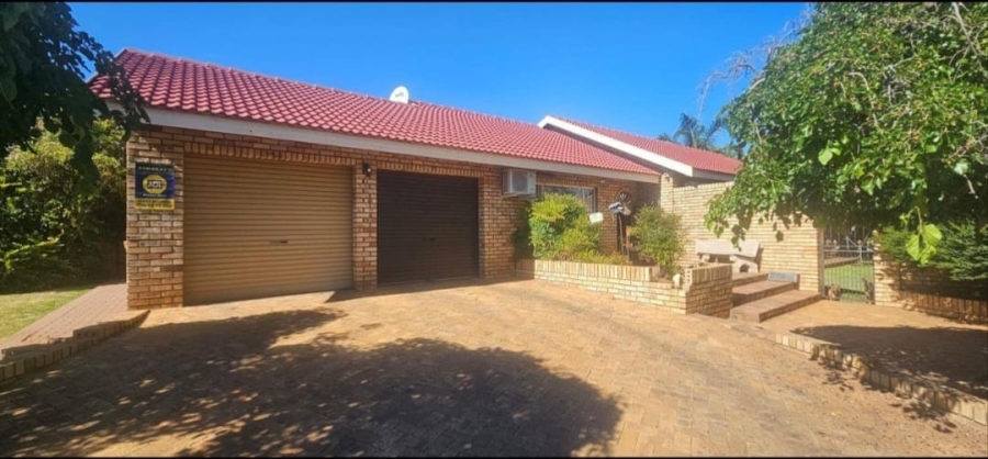 4 Bedroom Property for Sale in El Toro Park Northern Cape